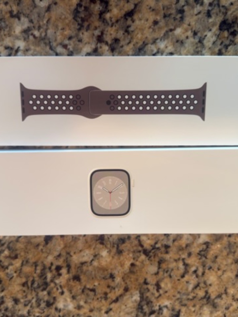 LIKE NEW Apple Watch Series 8 45mm GPS + Cellular